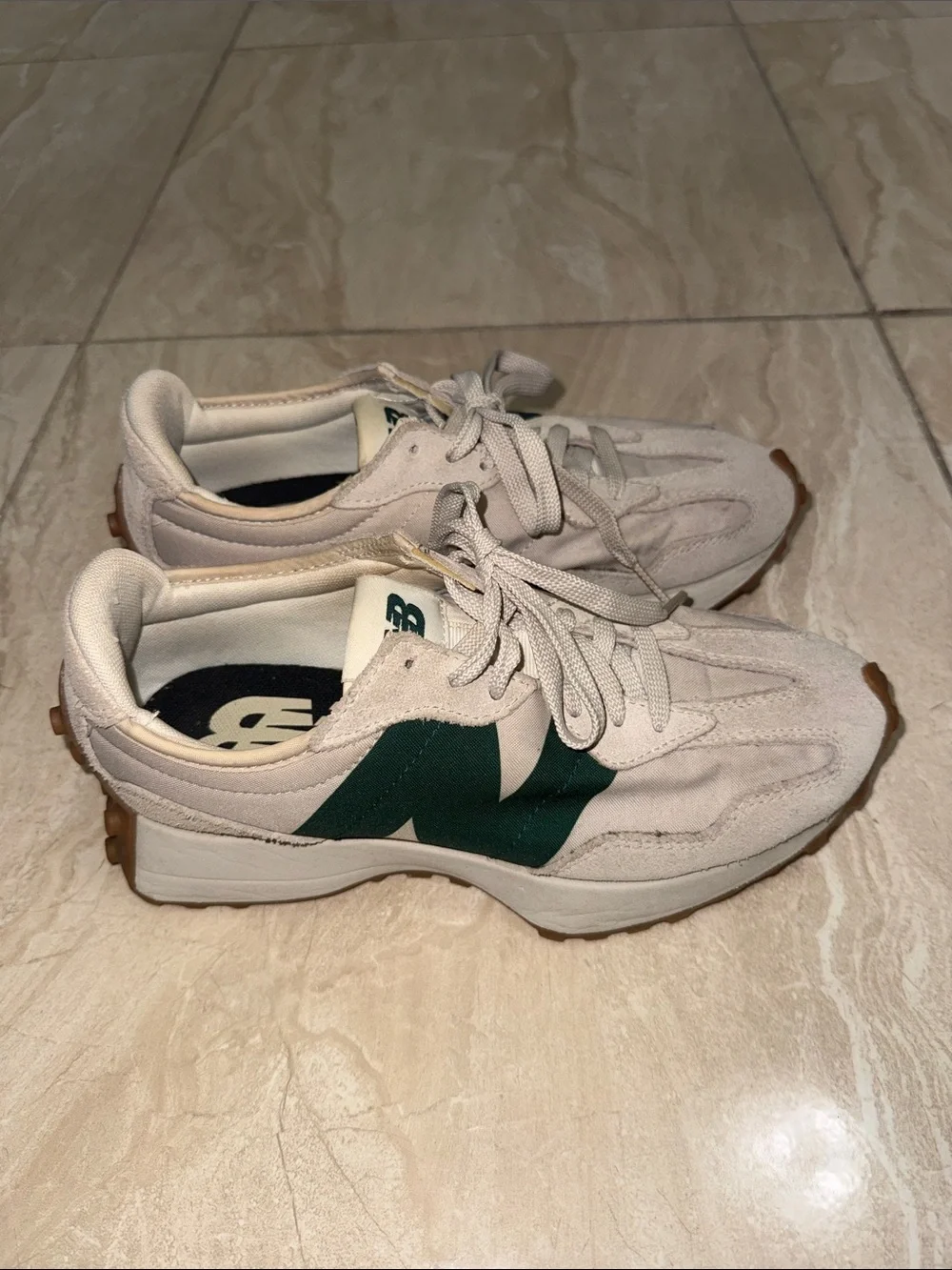 New Balance Lifestyle 327 Timberwolf Green, White & Grey